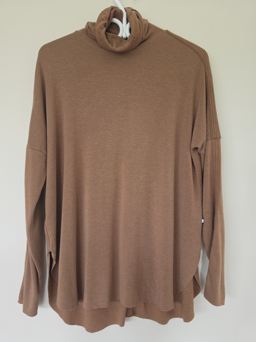 Kit and Ace Women's Camel Brown Turtleneck Sweater Size XS Oversized Wool/modal